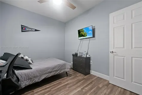 14848 SW 181st Terrace Miami FL 33187