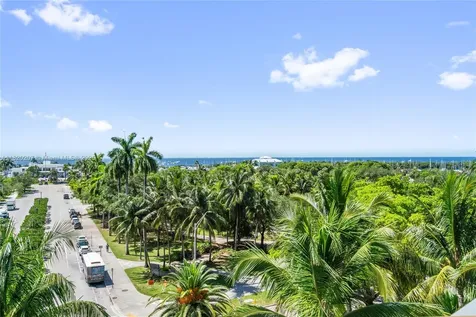 2675 S Bayshore Drive Miami FL 33133