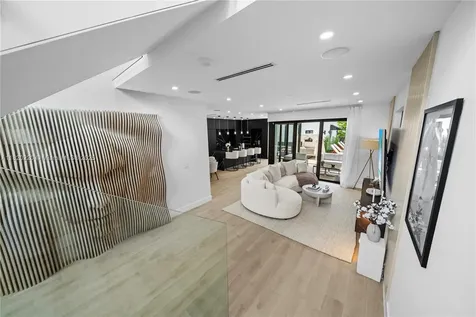 550 NW 42nd Street Miami FL 33127
