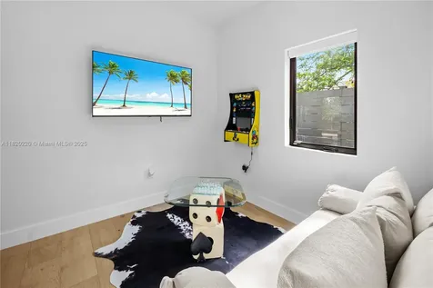 550 NW 42nd Street Miami FL 33127