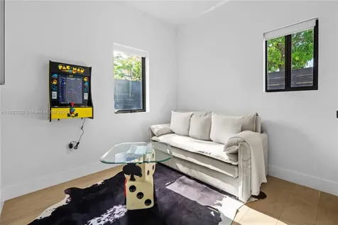 550 NW 42nd Street Miami FL 33127