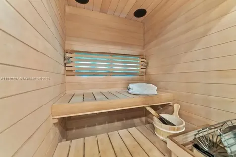 4140 N 36th Avenue Hollywood FL 33021