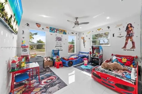 4140 N 36th Avenue Hollywood FL 33021