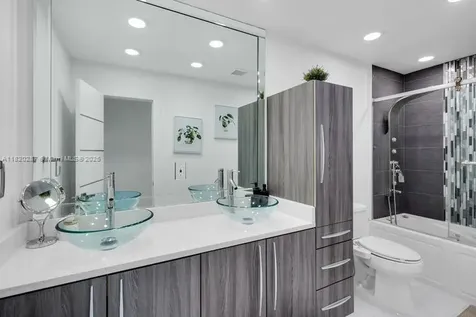4140 N 36th Avenue Hollywood FL 33021
