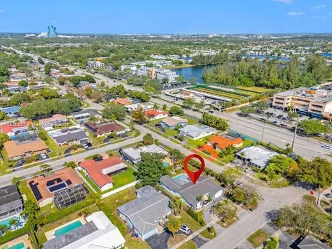 4140 N 36th Avenue Hollywood FL 33021