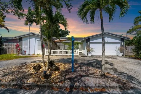 4140 N 36th Avenue Hollywood FL 33021