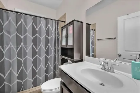 2190 SE 2nd Street Homestead FL 33033