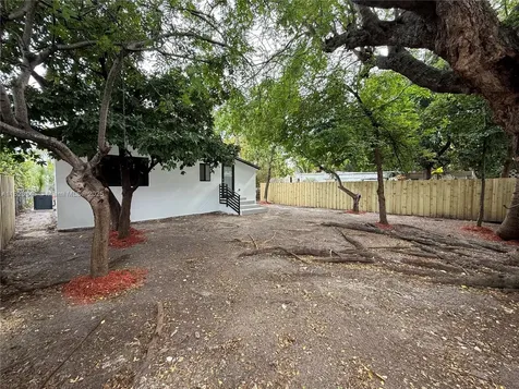 1125 NW 37th Street Miami FL 33127