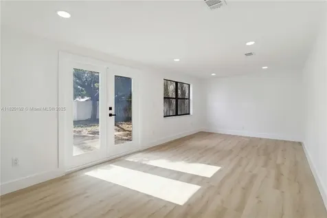 4730 NE 15th Avenue Pompano Beach FL 33064