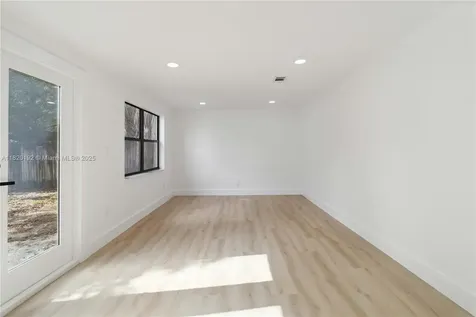 4730 NE 15th Avenue Pompano Beach FL 33064