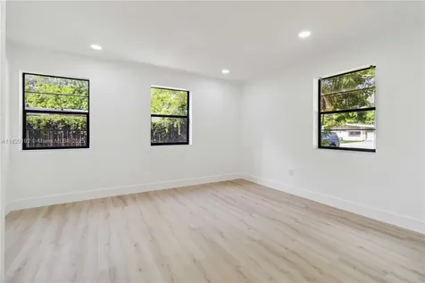 4730 NE 15th Avenue Pompano Beach FL 33064