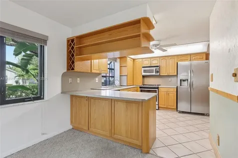 1860 NW 43rd Street Oakland Park FL 33309