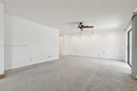 1860 NW 43rd Street Oakland Park FL 33309