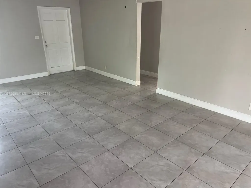 2720 SW 18th Street Fort Lauderdale FL 33312