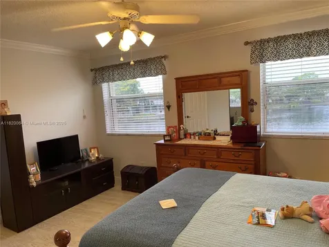 10422 NW 24th Place Sunrise FL 33322