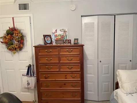 10422 NW 24th Place Sunrise FL 33322