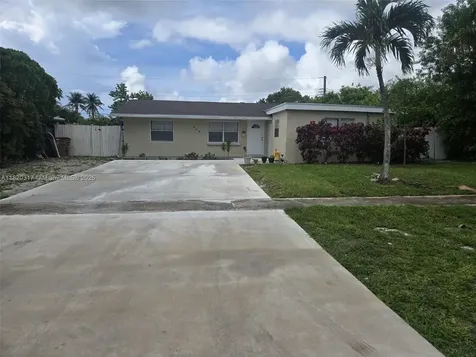 650 NW 38th Street Deerfield Beach FL 33064