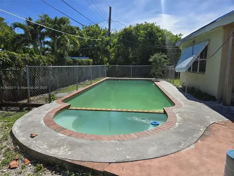 650 NW 38th Street Deerfield Beach FL 33064