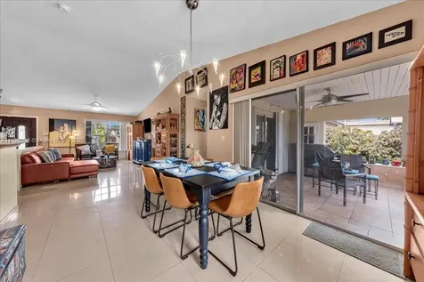 13811 SW 285th Terrace Homestead FL 33033