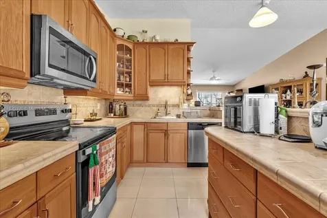 13811 SW 285th Terrace Homestead FL 33033