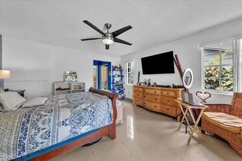 13811 SW 285th Terrace Homestead FL 33033