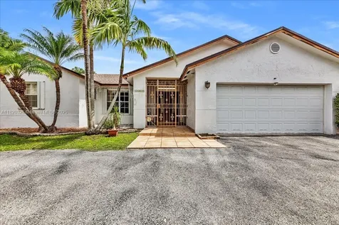 13811 SW 285th Terrace Homestead FL 33033
