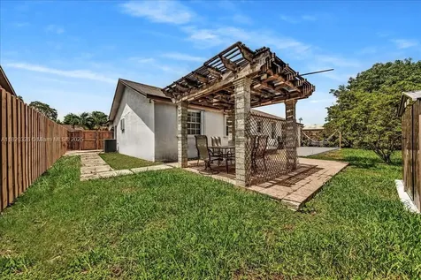 13811 SW 285th Terrace Homestead FL 33033
