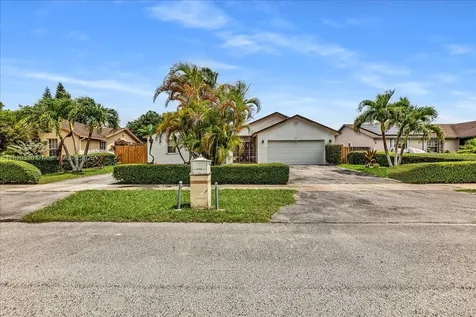 13811 SW 285th Terrace Homestead FL 33033