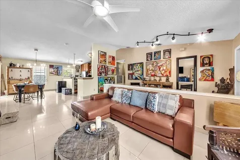 13811 SW 285th Terrace Homestead FL 33033