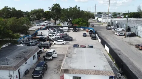 3398 NW 53rd Street Miami FL 33142