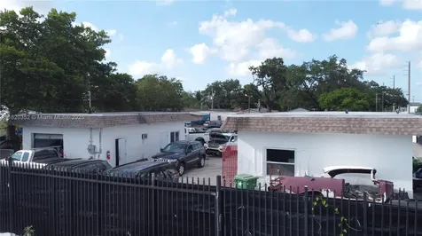 3398 NW 53rd Street Miami FL 33142