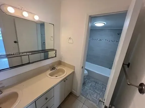 295 NW 72nd Avenue Miami FL 33126