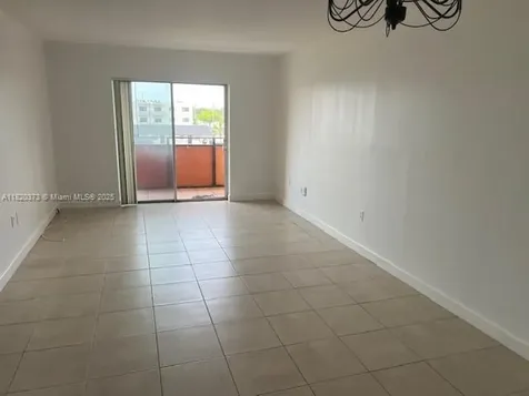 295 NW 72nd Avenue Miami FL 33126