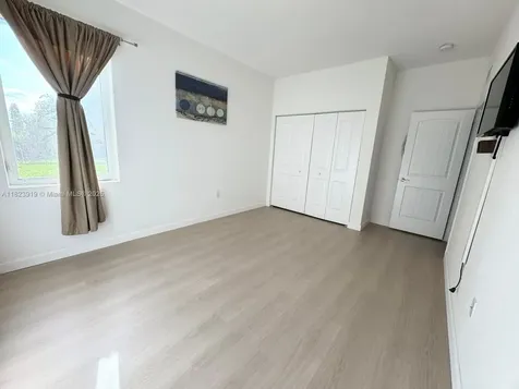 22442 SW 128th Place Miami FL 33170