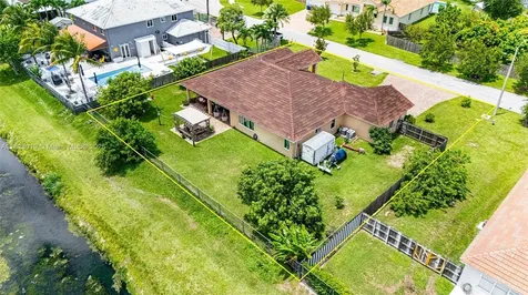 22442 SW 128th Place Miami FL 33170