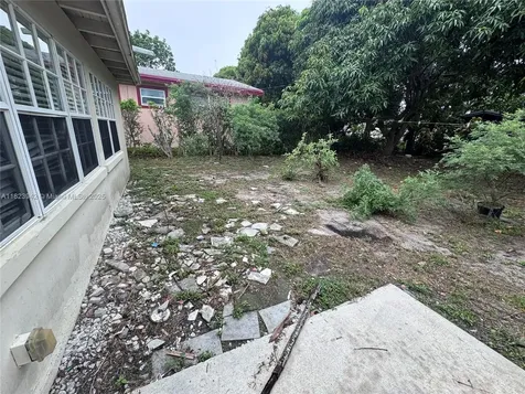 423 SW 10th Avenue Boynton Beach FL 33435