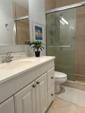 1520 Mckinley Street Hollywood FL 33020