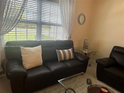 1520 Mckinley Street Hollywood FL 33020
