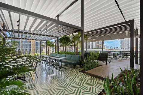601 NE 1st Avenue Miami FL 33132
