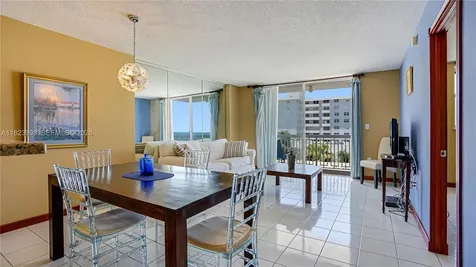 401 Ocean Drive Miami Beach FL 33139