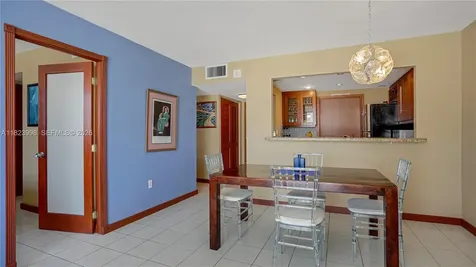 401 Ocean Drive Miami Beach FL 33139