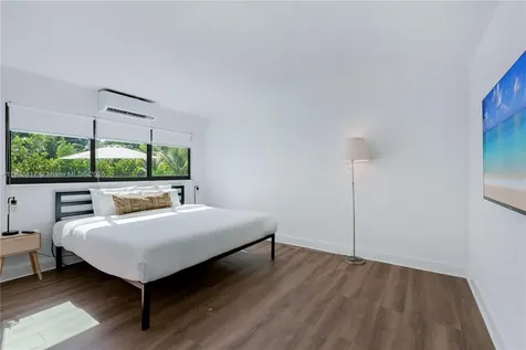 11534 NE 13th Avenue Miami FL 33161