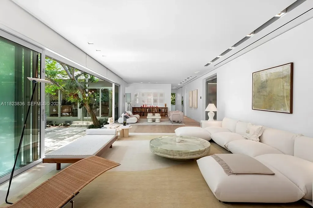 11 La Gorce Circle Miami Beach FL 33141