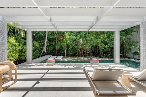11 La Gorce Circle Miami Beach FL 33141
