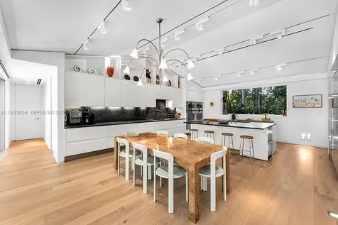 11 La Gorce Circle Miami Beach FL 33141