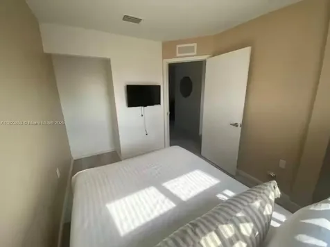481 NE 29th Street Miami FL 33137