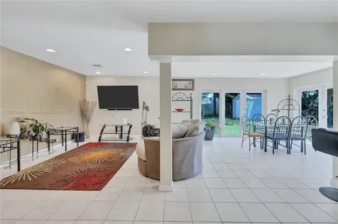 9921 Dominican Drive Cutler Bay FL 33189