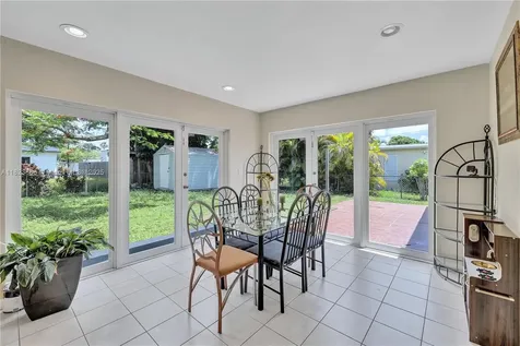 9921 Dominican Drive Cutler Bay FL 33189