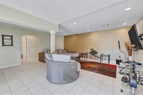 9921 Dominican Drive Cutler Bay FL 33189