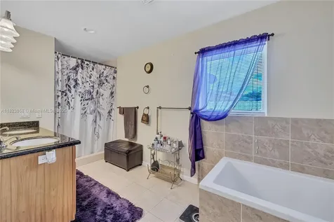 9921 Dominican Drive Cutler Bay FL 33189